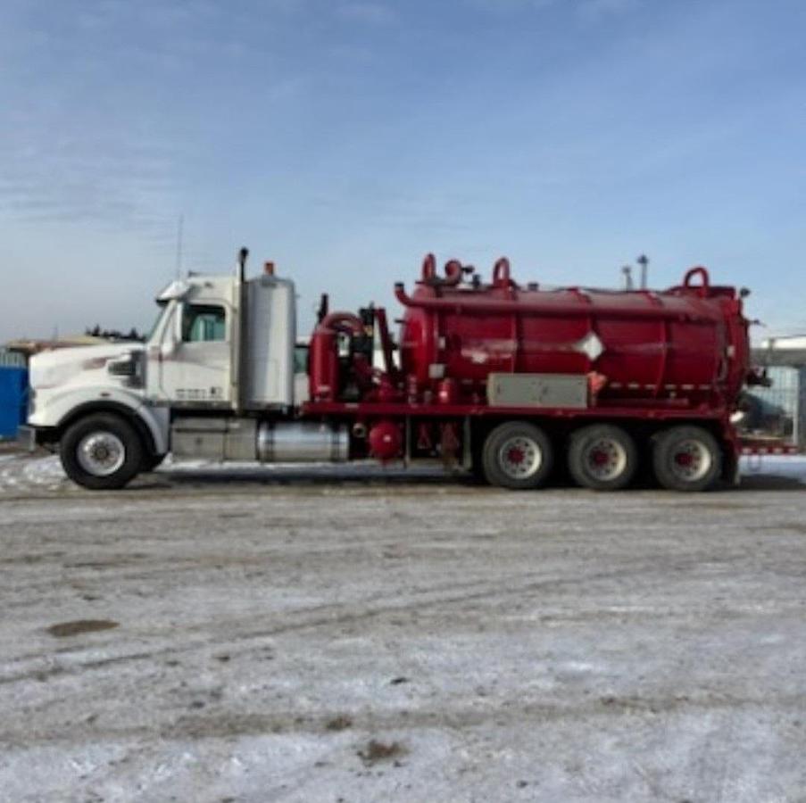 Used 2 Coded Straight Vac 17 cube 