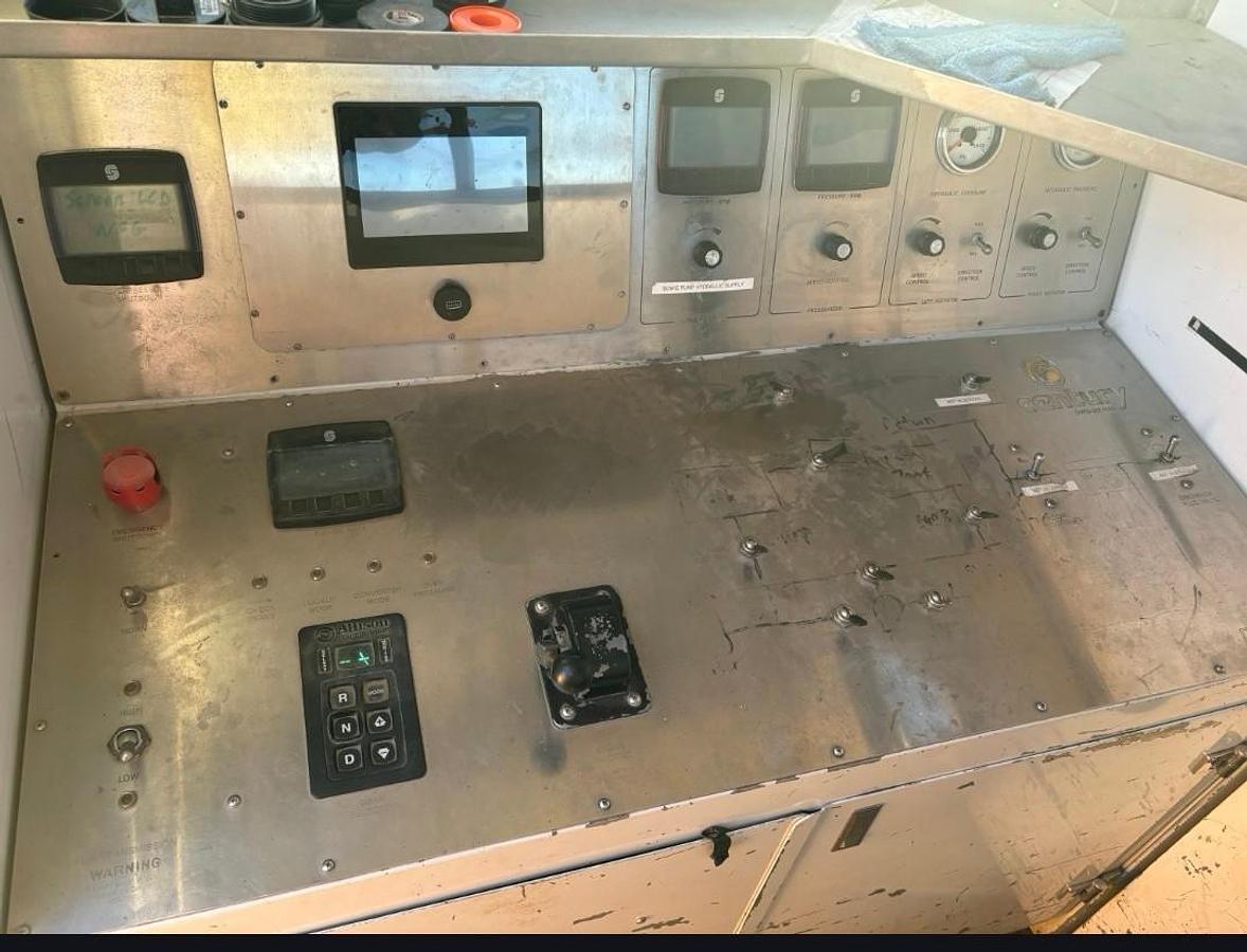 Used Kenworth C500 Cement / Acid truck 