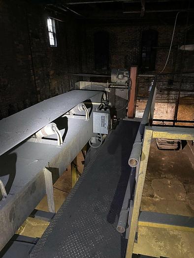Used 24" Rubber Belt Summit Foundry Systems, Inc. Conveyor Summit Foundry