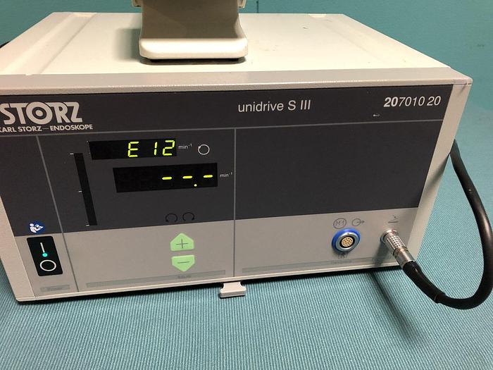 Used Karl Storz unidrive S III 207010 20 Arthroskopie Rasiersystem mit 20016230 Fußschalter