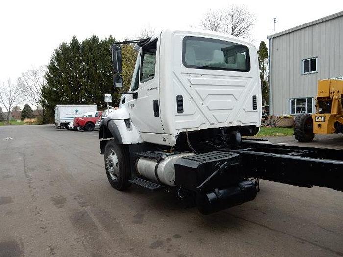 Used 2005 International 7600- Stock #: 8688