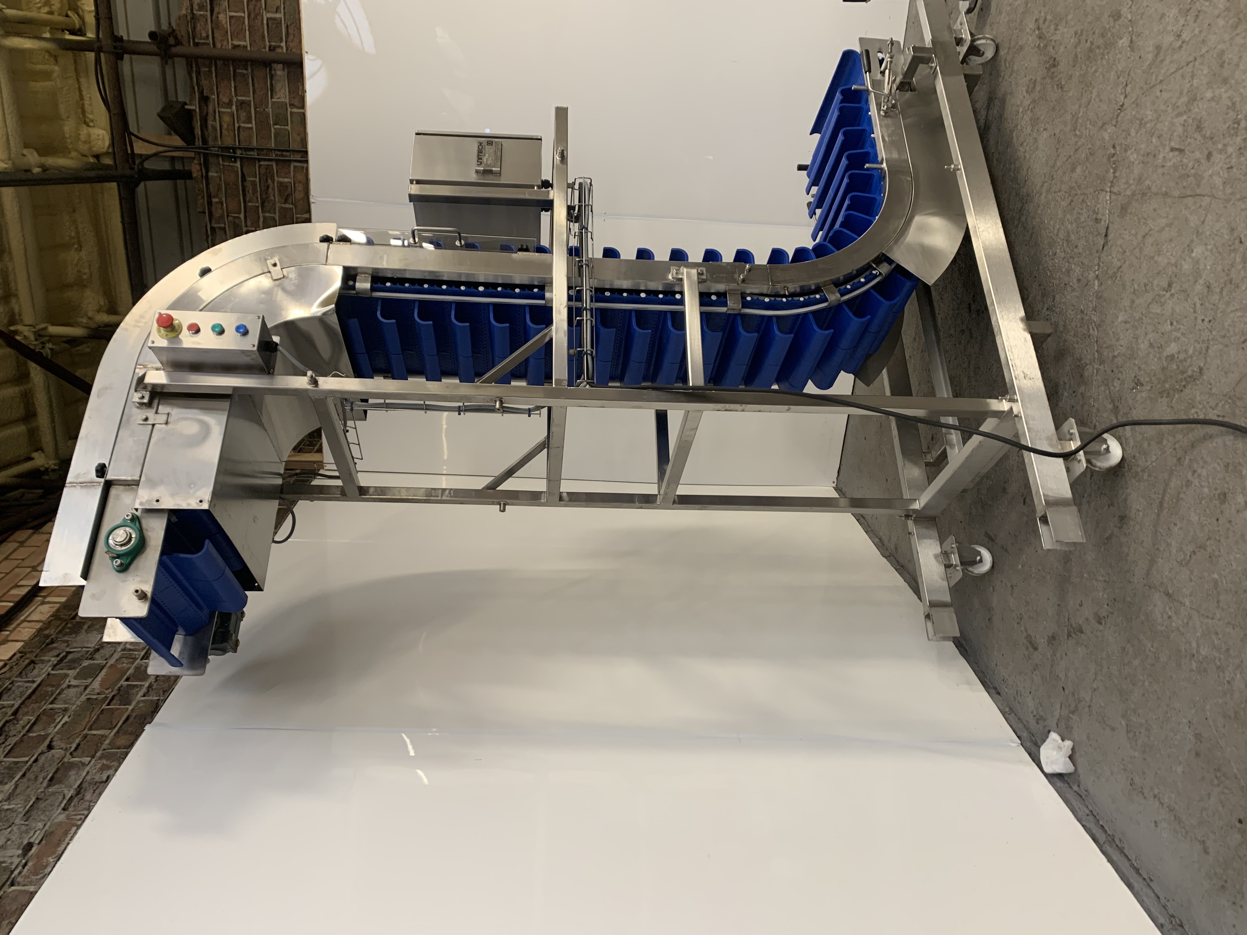 Used 2018 Unitech Feed conveyor