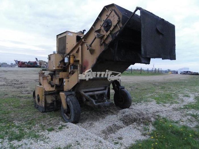 Used 1999 BARBER-GREENE 650