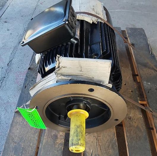 Elektromotor mit Flansch, AMHE 180M ZG2, 22 KW, 2930 rpm, AEG,  neu -50%