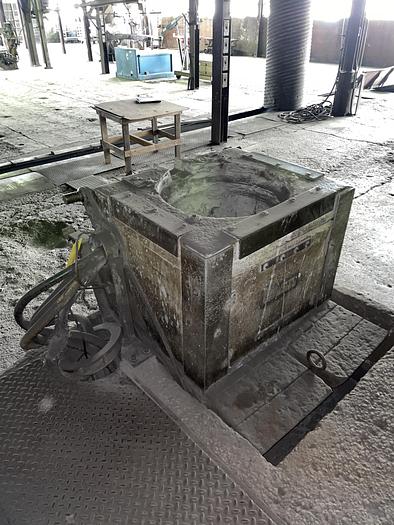 Used INDUCTOTHERM VIP INDUCTION 200 KW FURNACE