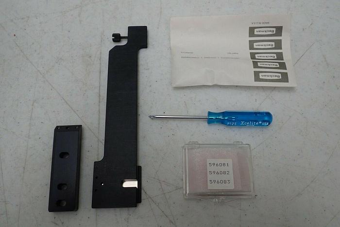 Used Beckman DU Series Spectrophotometer Accessories, P/N 596077