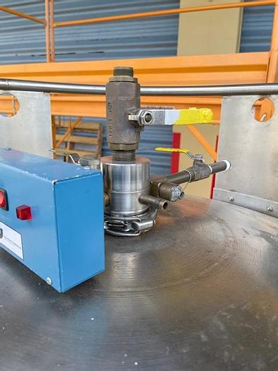 Used DEWAR STORAGE ON WHEELS TANK  International cryogenics Helium 