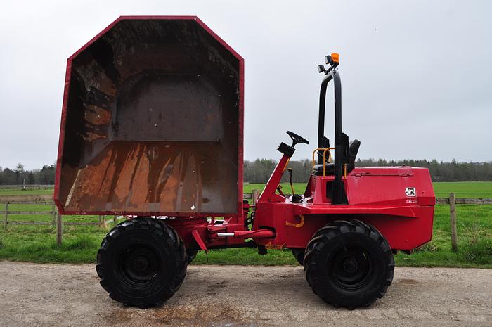 Used 2003 BENFORD 6 TONNE SWIVEL