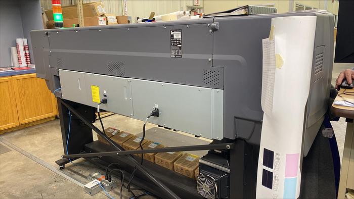 Used 2017 Hewlett-Packard Latex 570