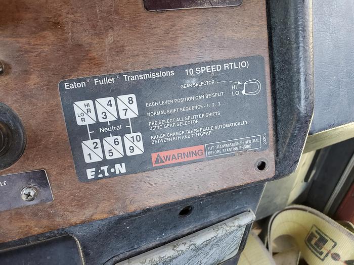 Used 1995 Peterbilt 378 Truck w/ 720k Miles