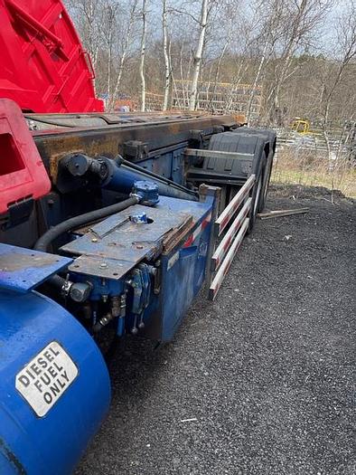 Used MACK ROLL-OFF 1999 RD 690 S GALBRAITH HOIST