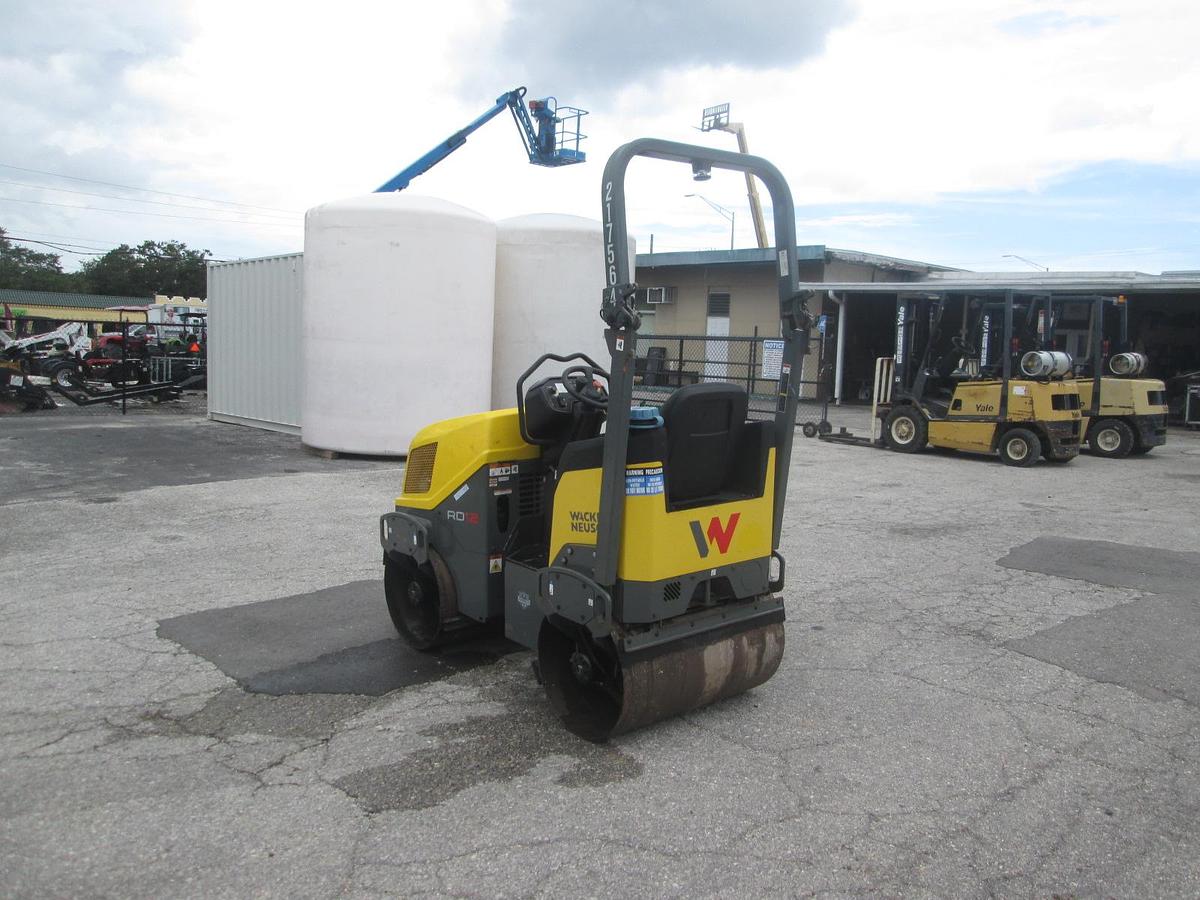 Used 2021 Wacker Neuson RD12 Roller