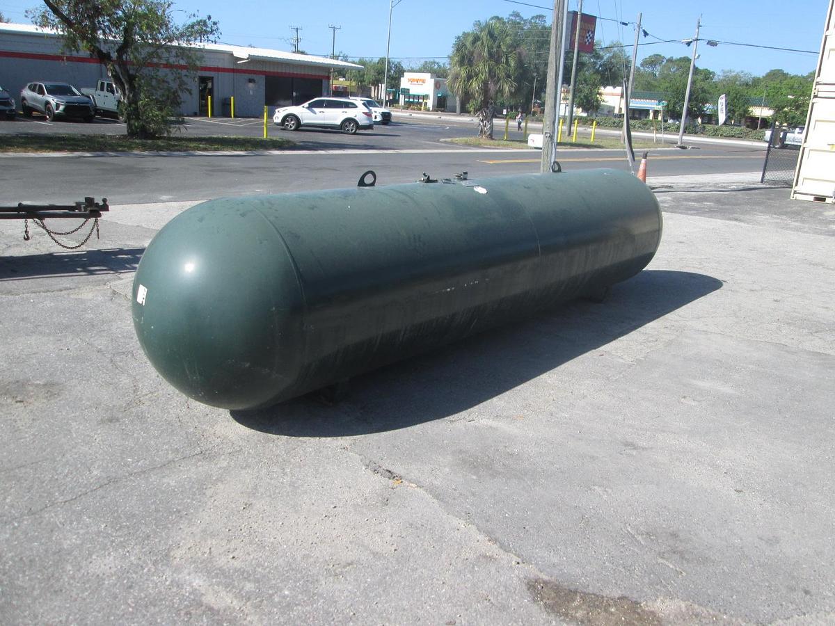 Used 1000 Gallon Propane Tank