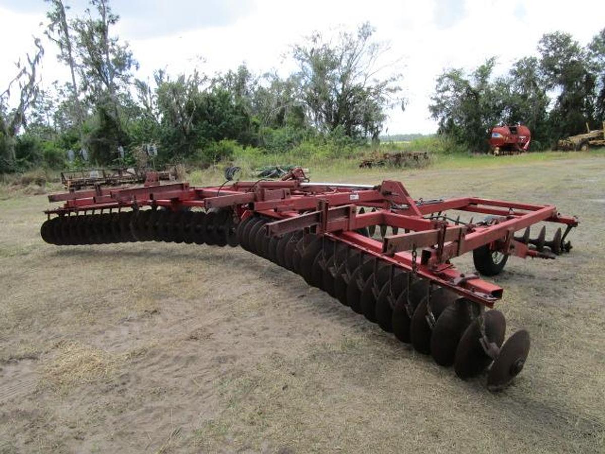 Used Case IH 3900 Pull Behind Disc