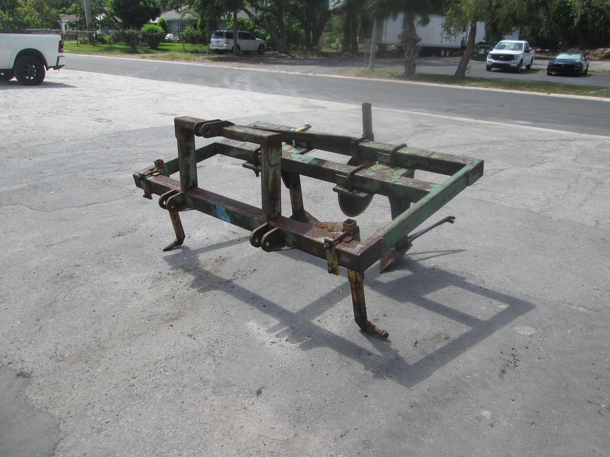 Used Kennco Plastic Cutter Lifter