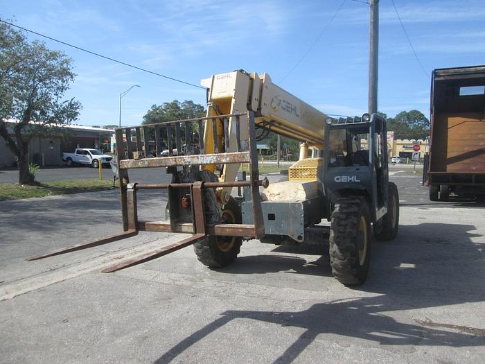 Used 2014 Gehl RS8-42 Telehandler