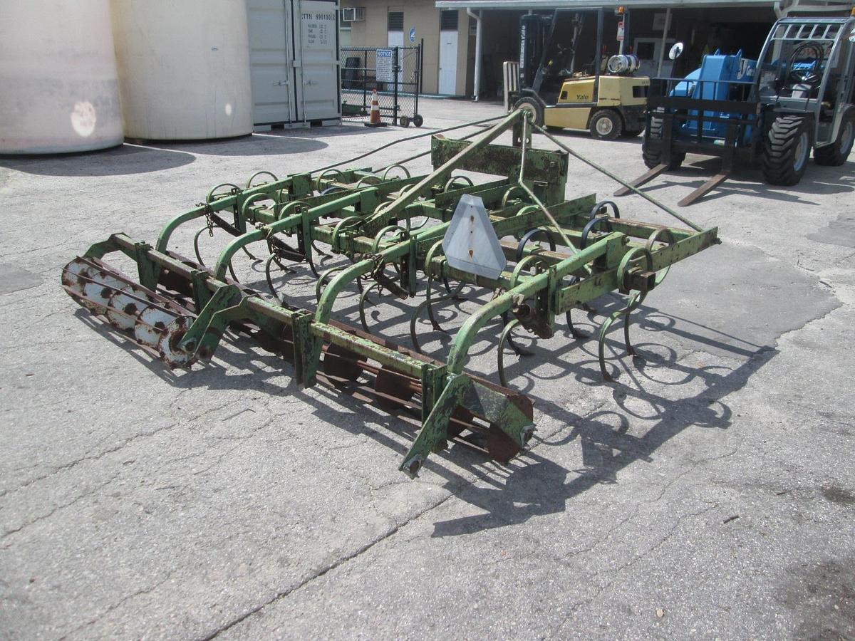 Used John Deere 10' Cultivator