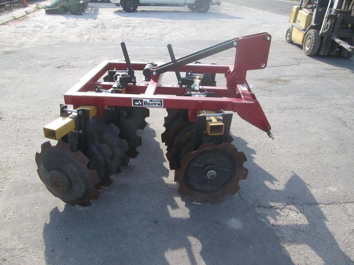 Used Brown 6' 3 Point Disc