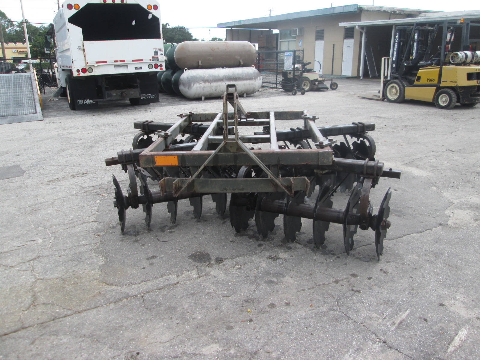 Used Amco Bushmaster 8' Offset Disc