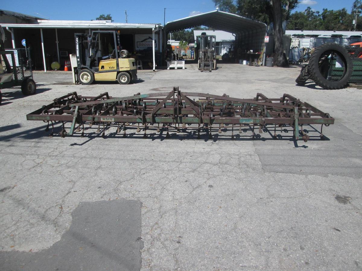 Used KMC 18' Cultivator with Baskets