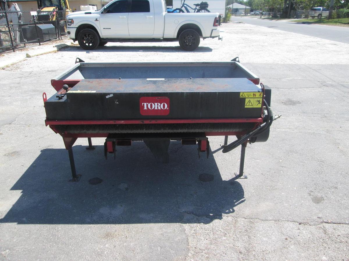 Used Toro Topdresser 1800