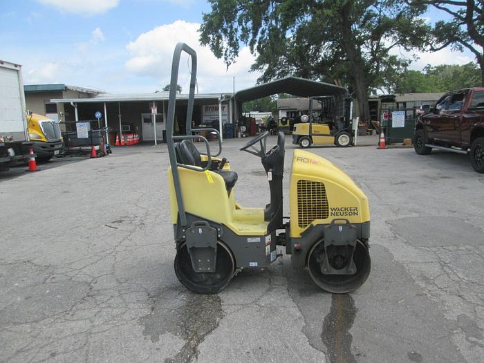 Used 2017 Wacker Neuson RD12 Vibratory Roller