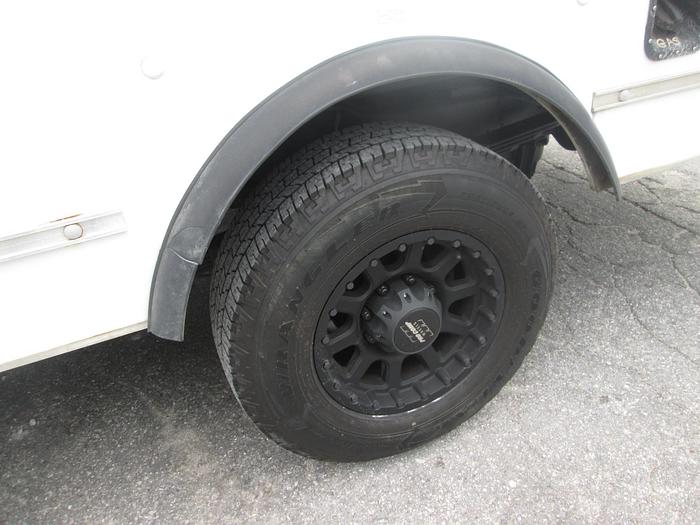 Used 2014 Ford E-350 Box Truck