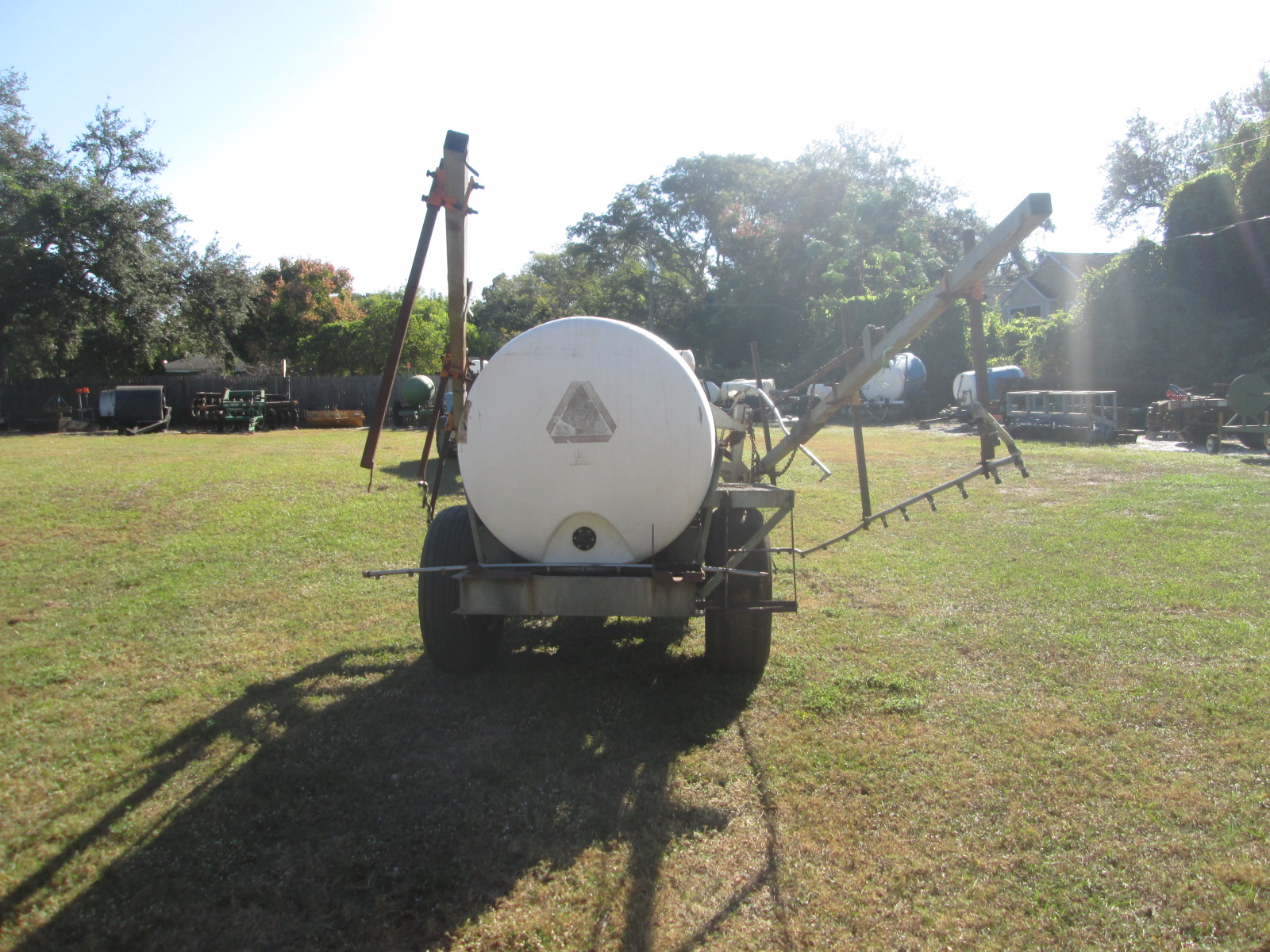 Used 1200 Gallon Kennco Fertilizer Sprayer