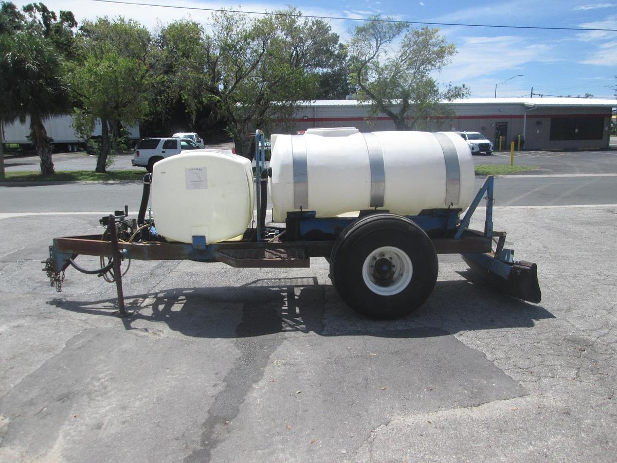 Used 700 Gallon Water Wagon Sprayer
