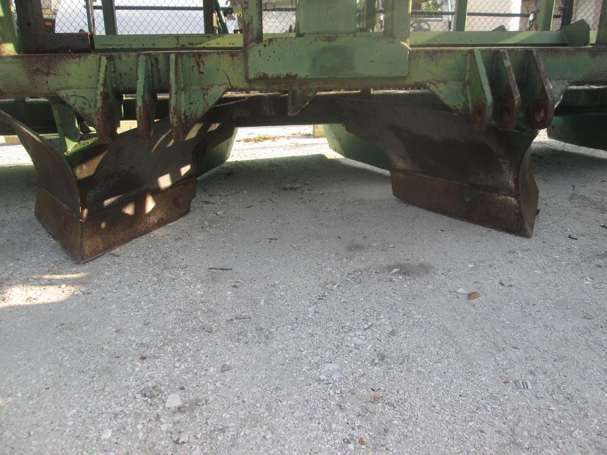 Used Kennco 3 Row Bedder