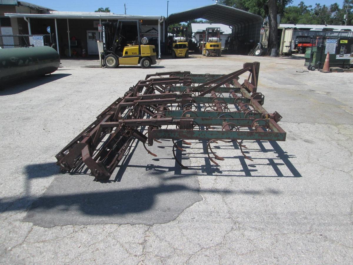 Used 14' 3 Point Scratcher With Baskets