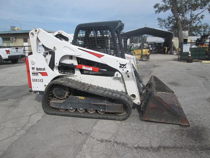 Used 2021 Bobcat T740 Skid Steer
