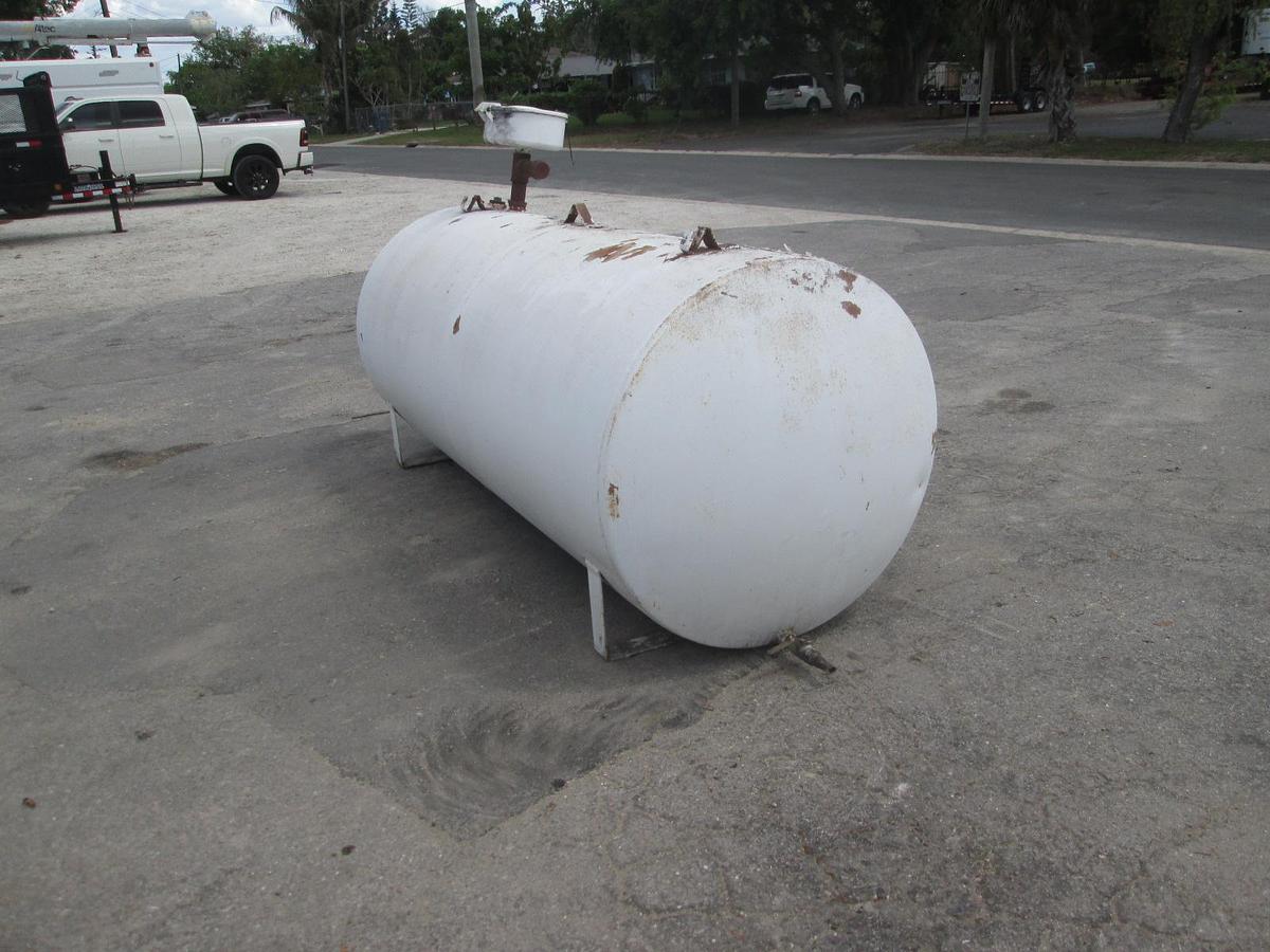 Used 600 Gallon Fuel Tank
