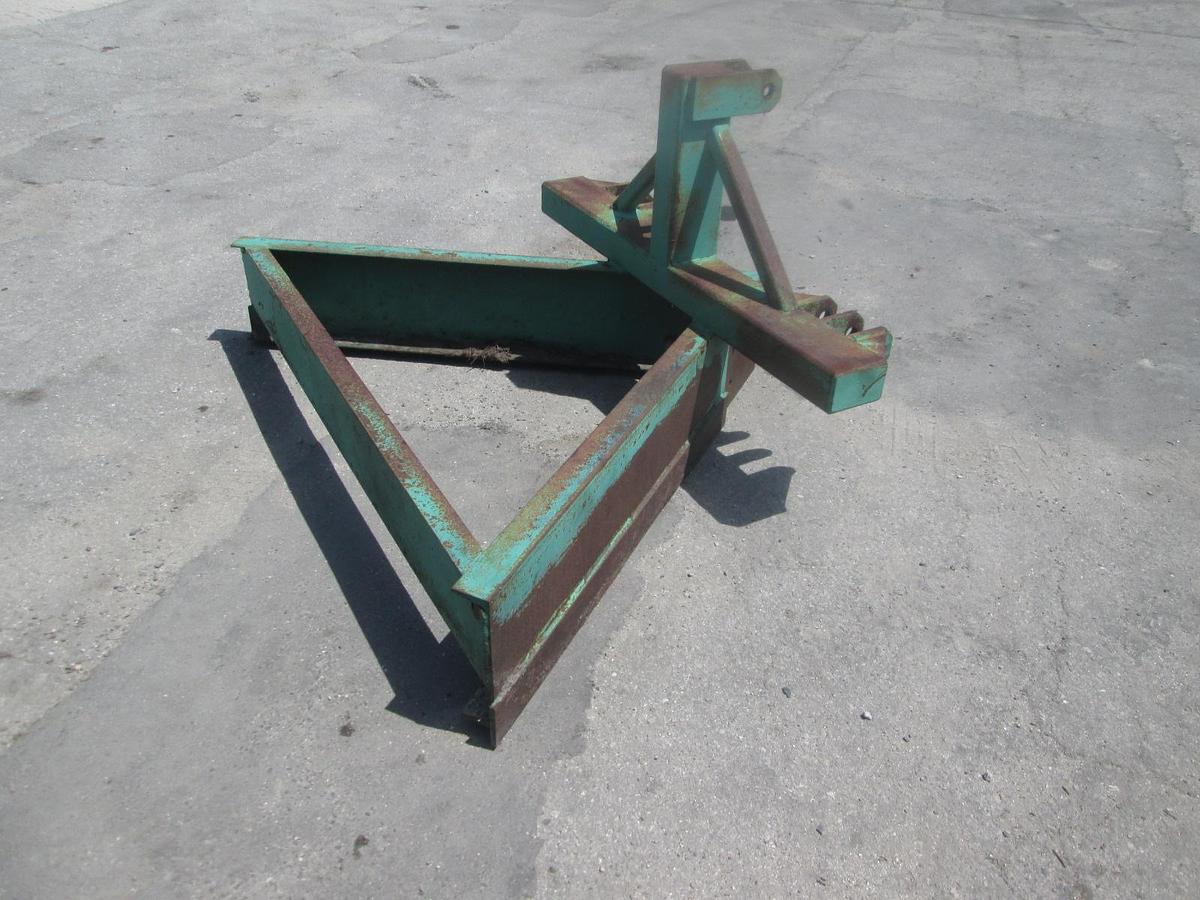 Used Kennco 6' V Plow