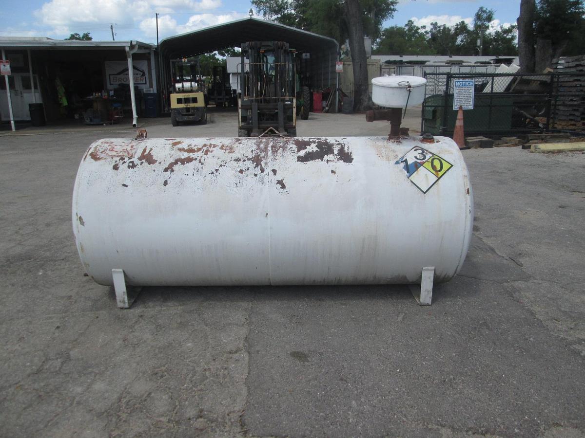 Used 600 Gallon Fuel Tank