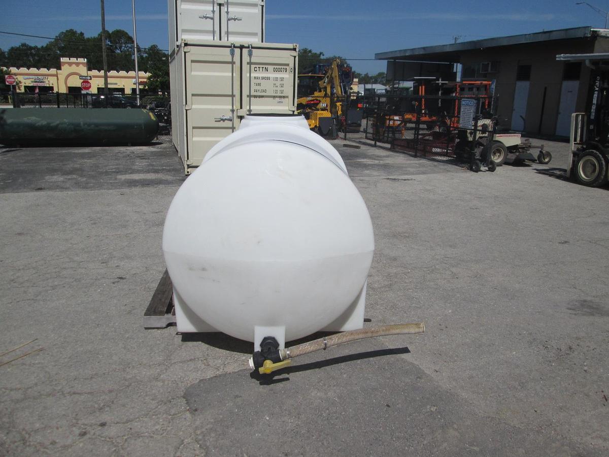 Used 735 Gallon Poly Tank with Bands