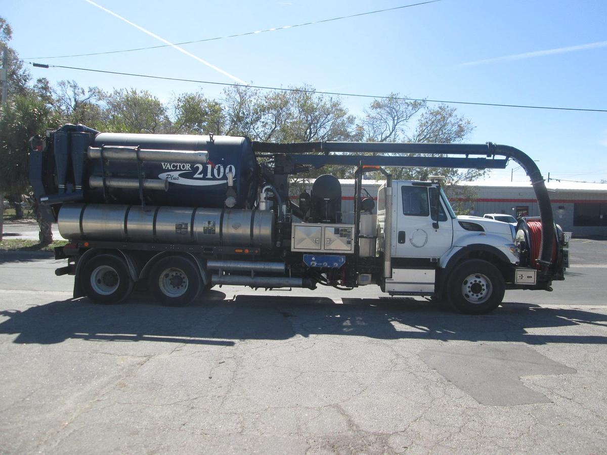 Used 2016 International Workstar Vactor Excavator Truck