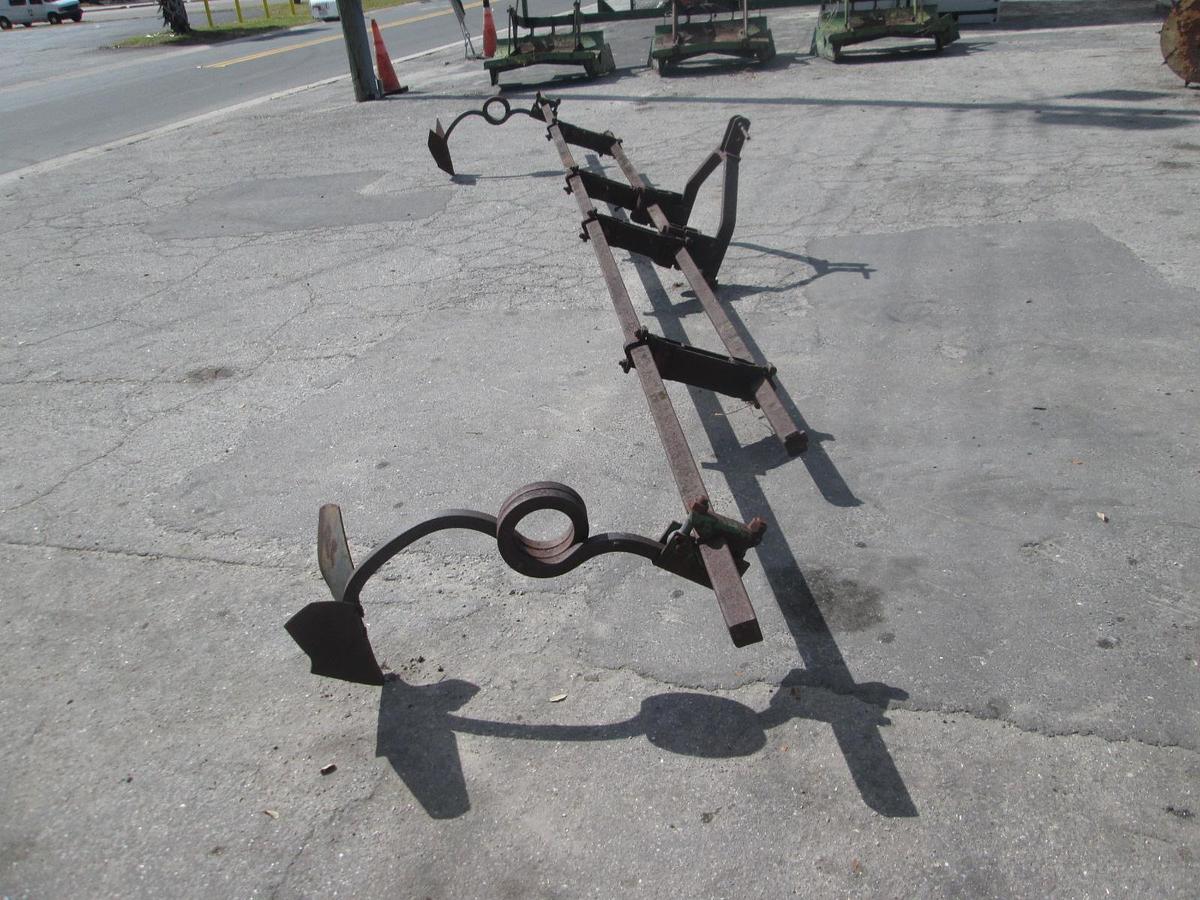 Used 18' Double Tool Bar