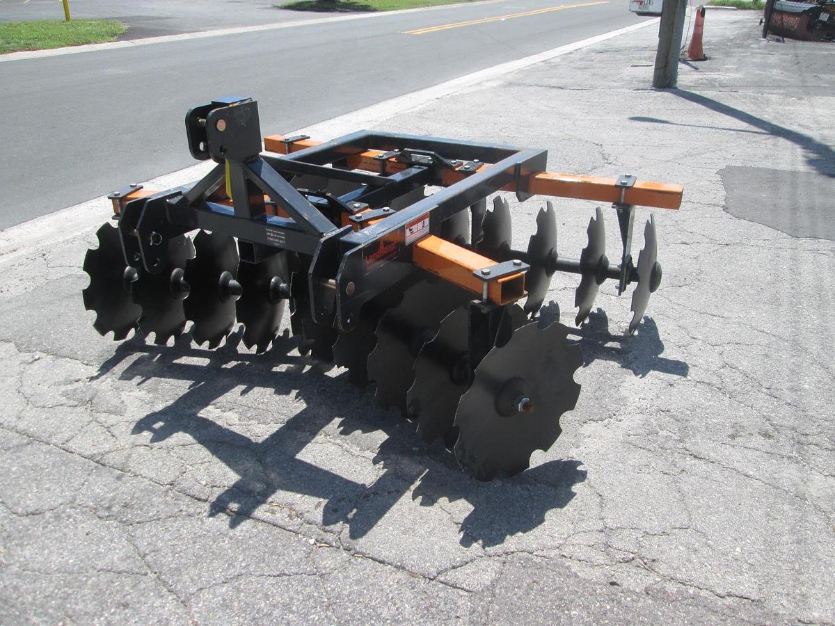 New 7' Offset 3 Point Disc