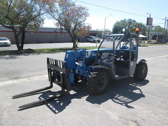 Used 2015 Genie GTH 5519 Telehandler