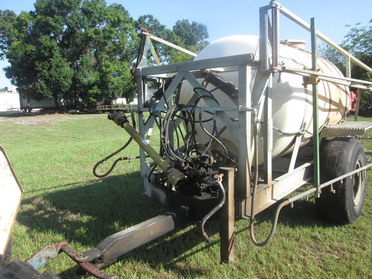 Used Kennco 1000 Gallon Fertilizer Sprayer