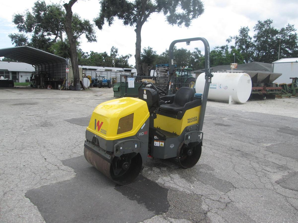 Used 2021 Wacker Neuson RD12 Roller