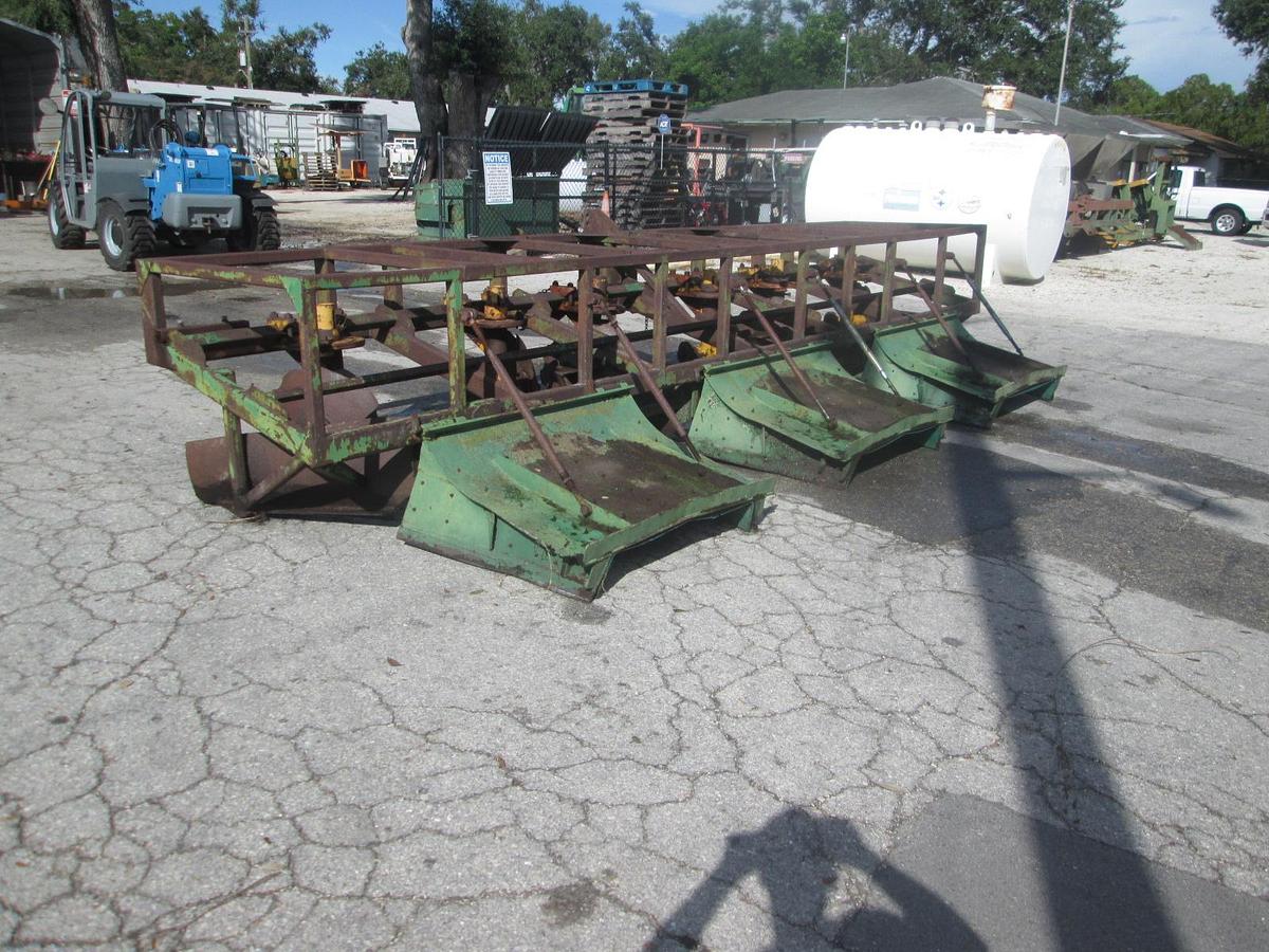 Used Kennco 3 Row Bedder with Hiller