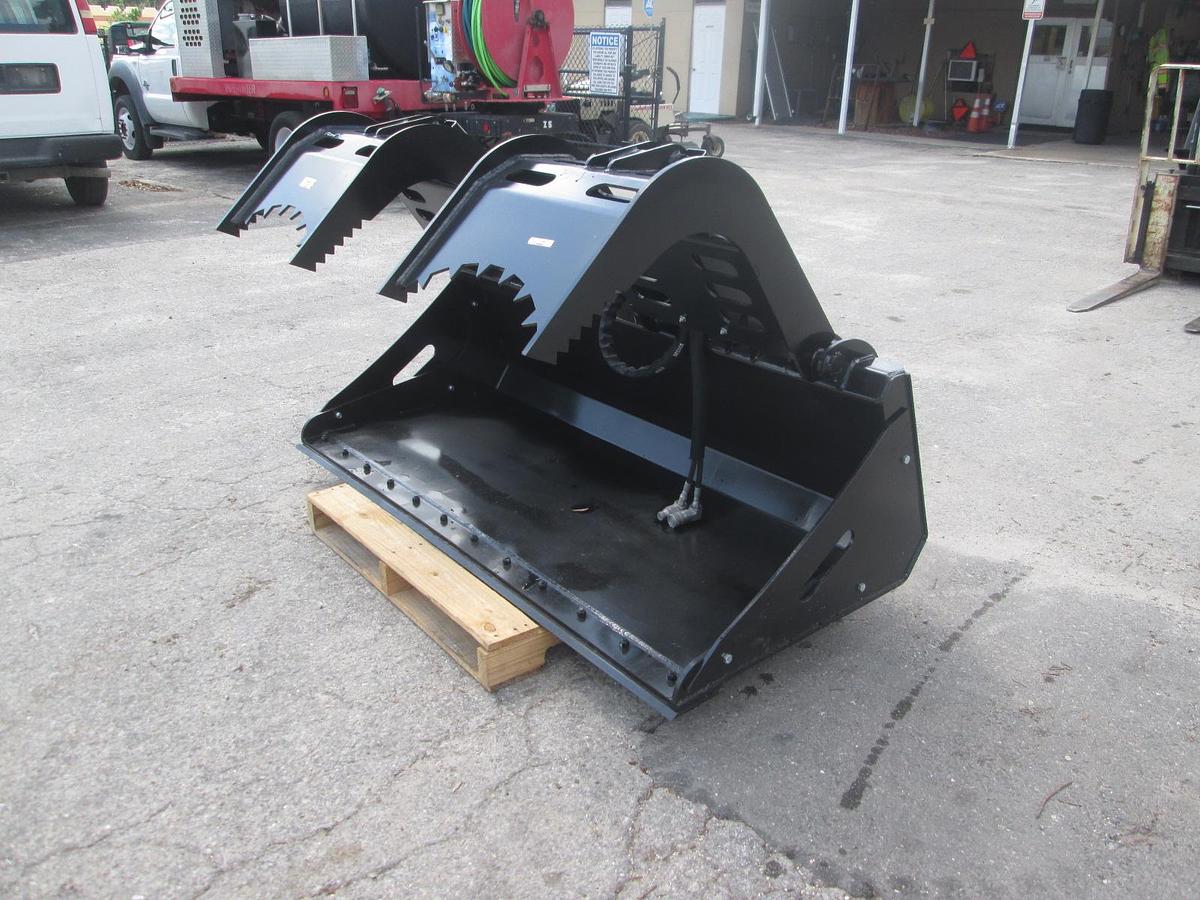 New 72" Prime Grapple Bucket
