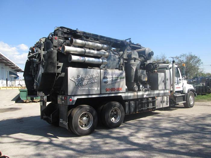 Used 2019 Freightliner 114SD Vac-Con Excavator Truck