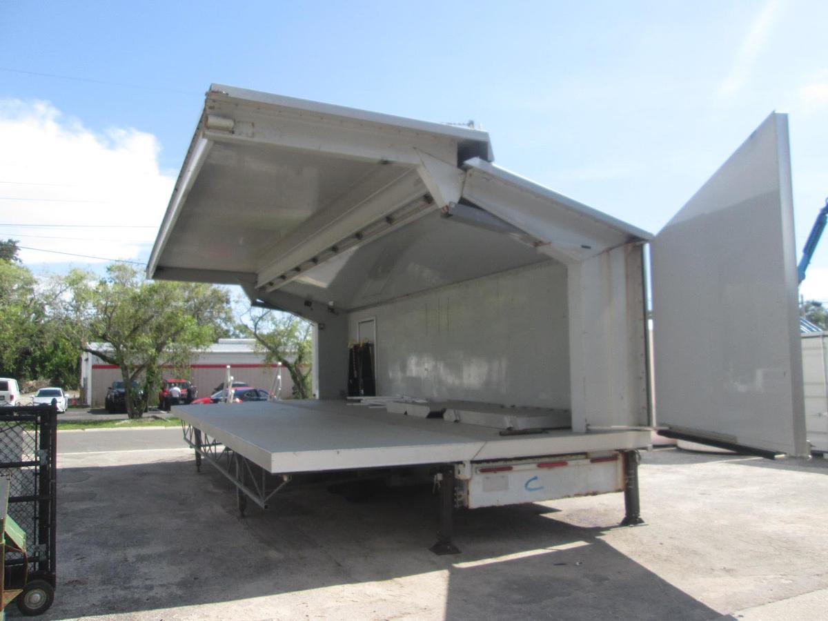 Used 2005 Century Industries Mobil Stage