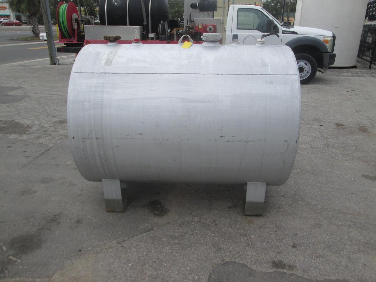 Used Used 500 Gallon Fuel Tank