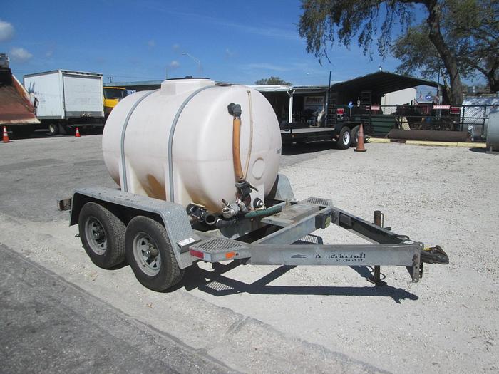 Used 2015 500 Gallon Water Tank Trailer