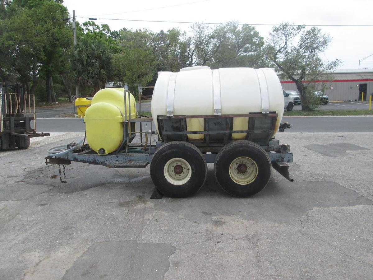 Used 1000 Gallon Water Wagon