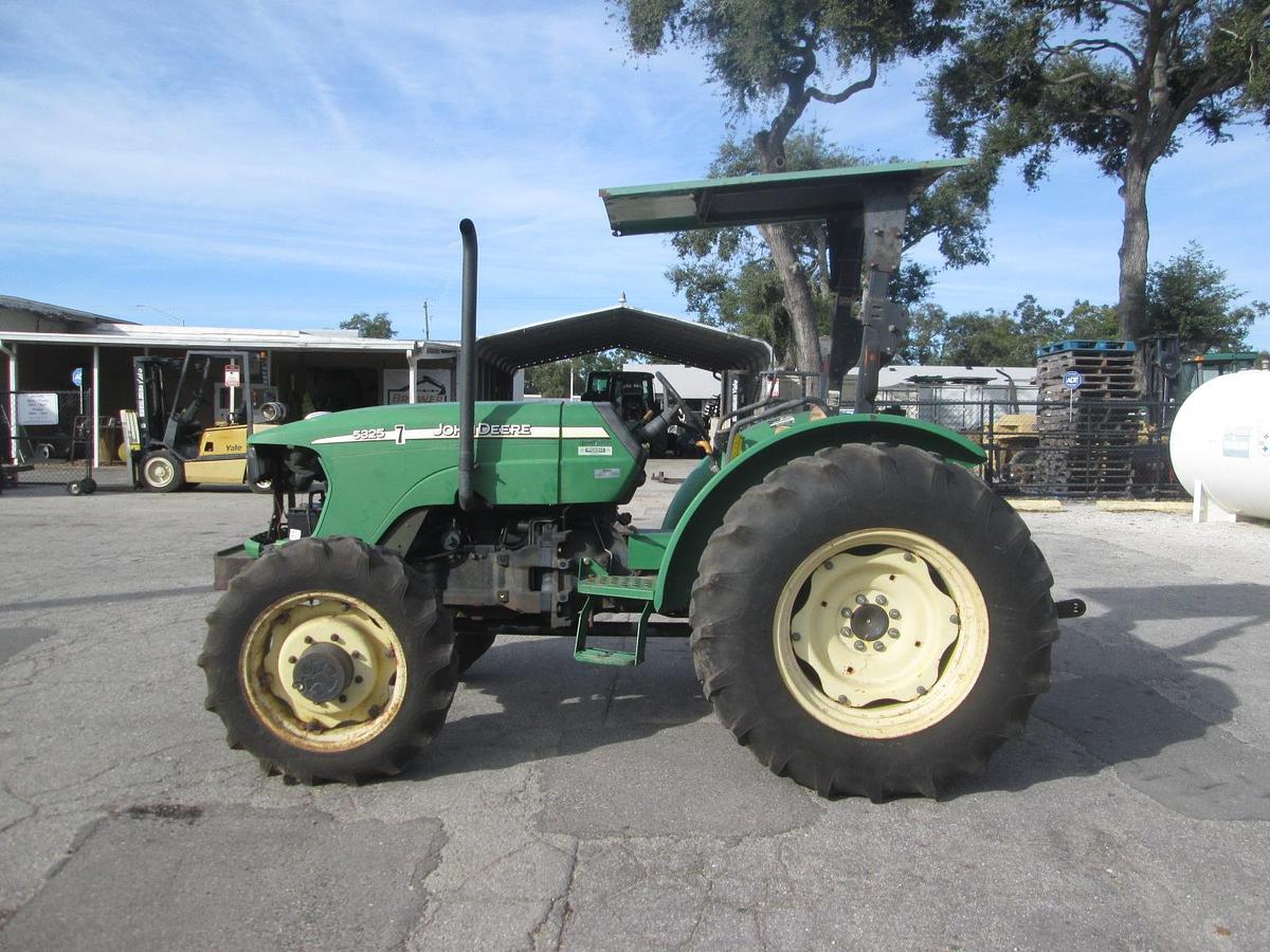 Used 2006 John Deere 5325 Tractor